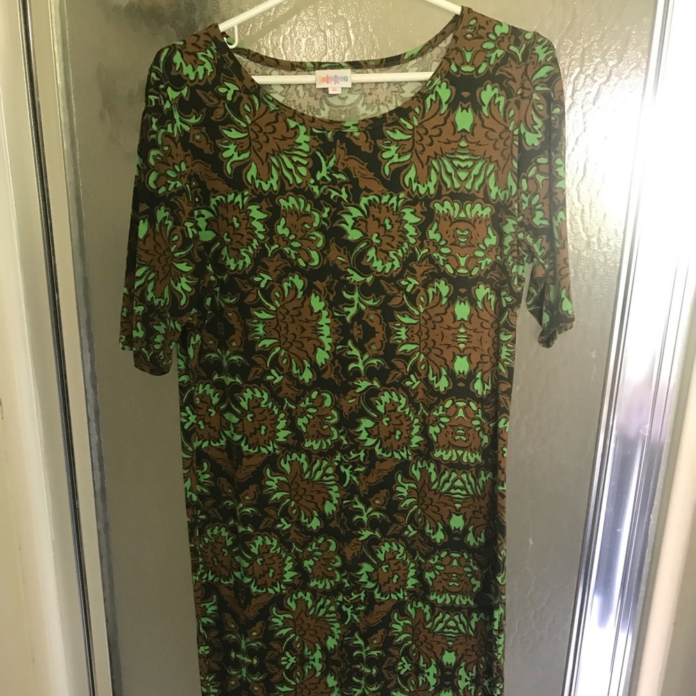 LuLaRoe World’s Ugliest Julia XL
